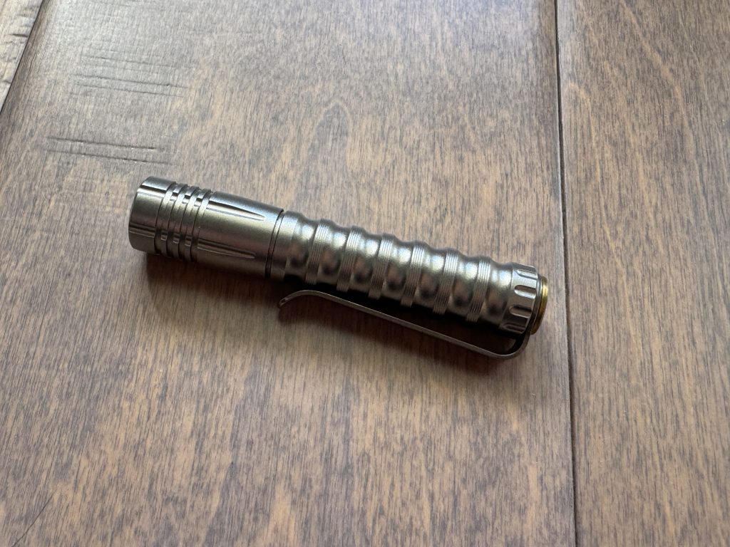 【最終値下げ】Prometheus Lights BETA QRv2プロメテウス PROMETHEUS LIGHTS Beta QRv2 Classic, Mini EDC Keychain